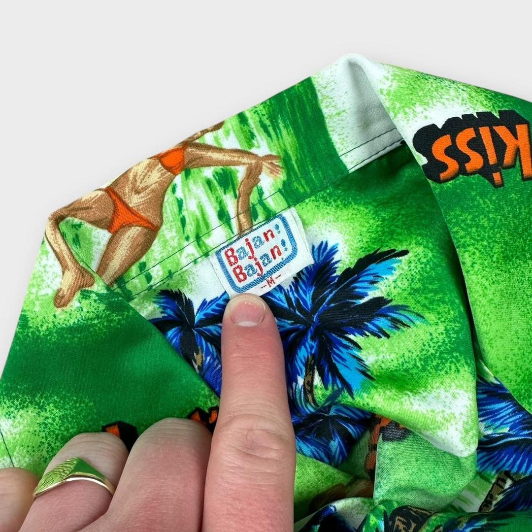 Гавайская рубашка – средняя