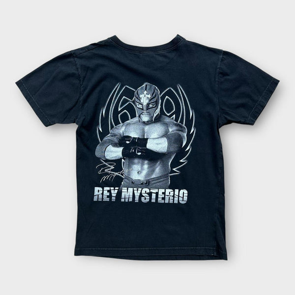 Vintage Rey Mysterio baby tee - women’s large