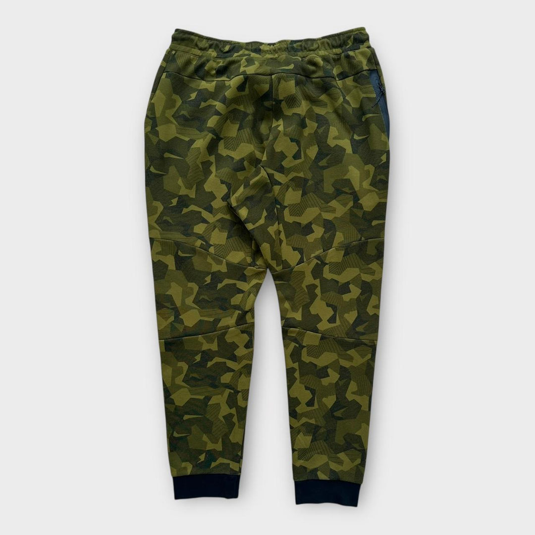 Полный спортивный костюм из технического флиса Nike - XXL