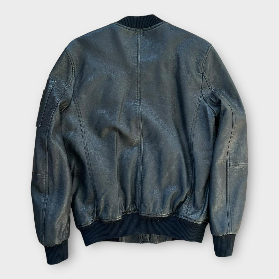 Кожаная куртка Porter and Ash - маленькая