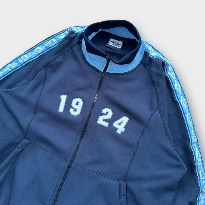 Спортивная куртка Umbro - большая