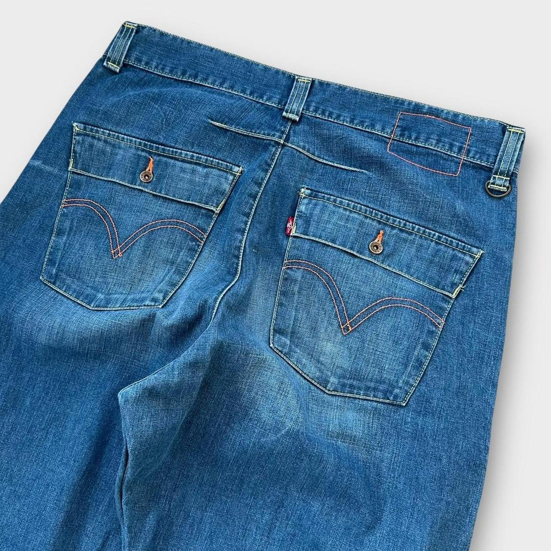 Скрученные джинсы Baggy Levi’s – талия 34.