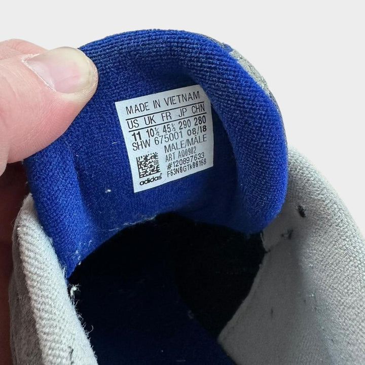 Кроссовки Adidas Yung-1 - UK10