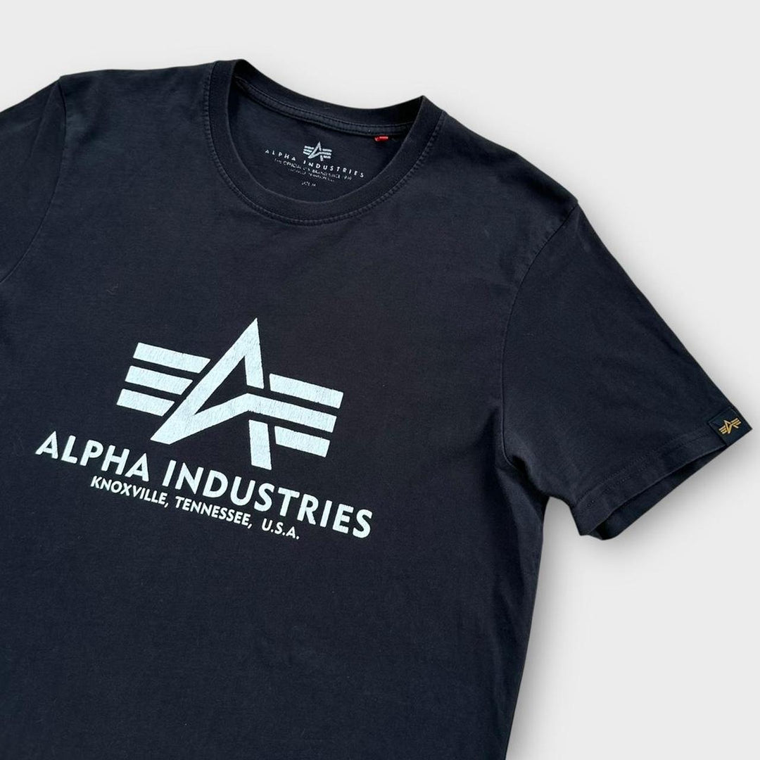 Футболка с рисунком Alpha Industries, средний размер