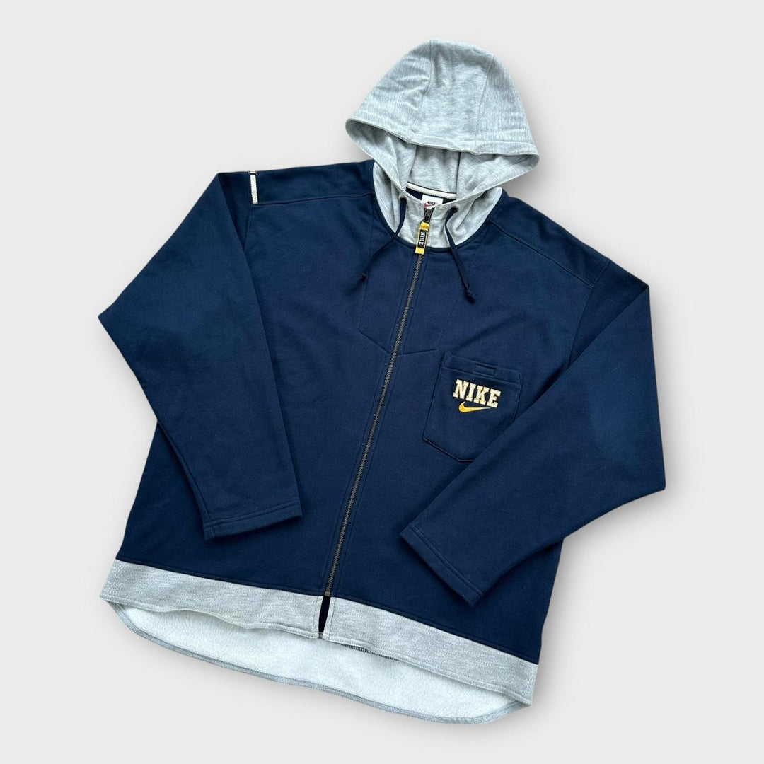 Винтажная толстовка Nike — большого размера (подходит как размер XL)