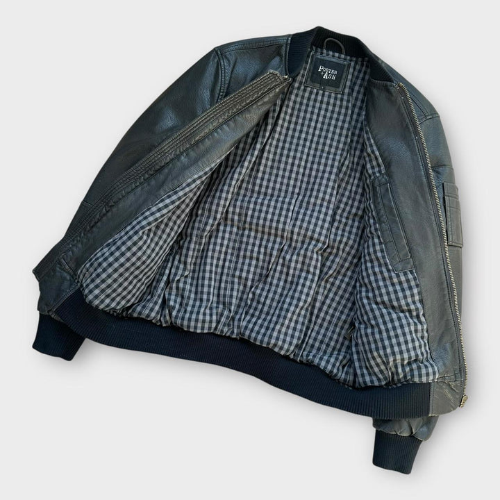 Кожаная куртка Porter and Ash - маленькая