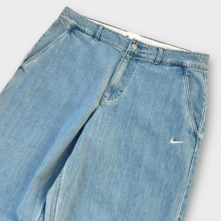 Джинсы Nike SB из денима, талия 34 дюйма.