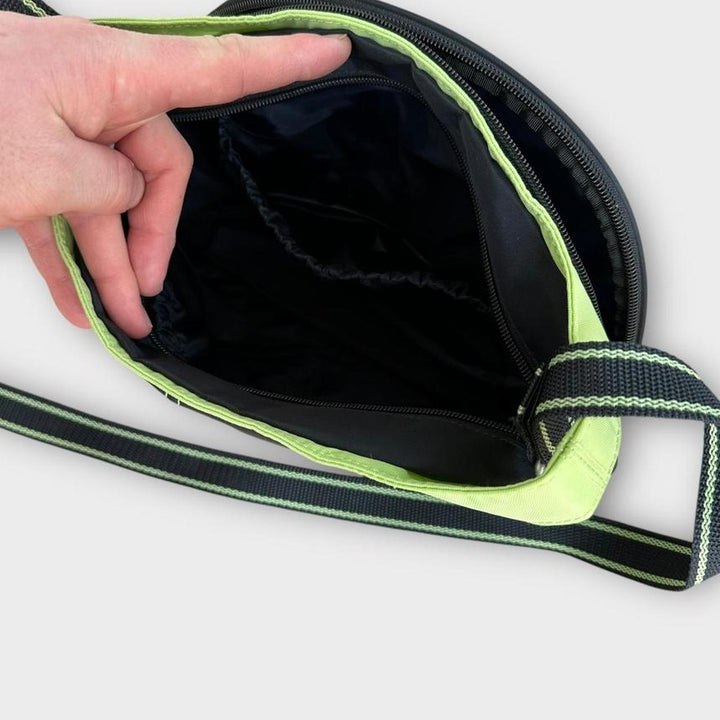 Винтажная боковая сумка Nike — один размер