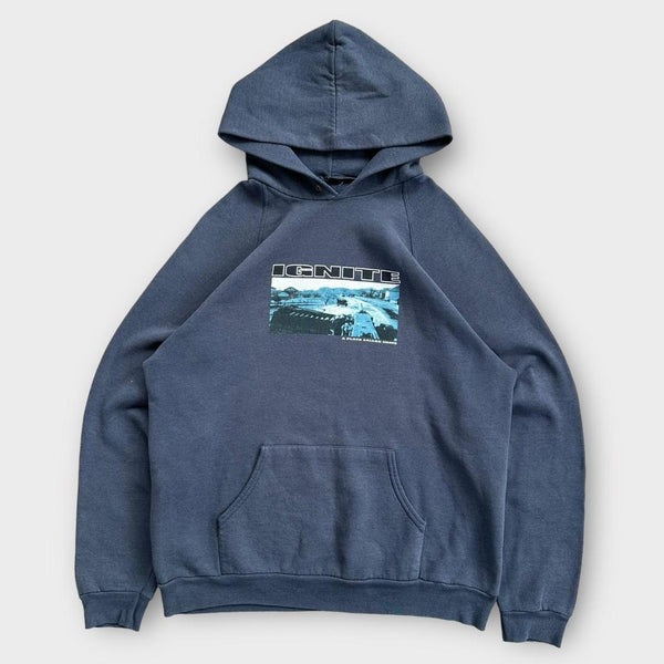 Толстовка с фирменной символикой Ignite Band, средний размер