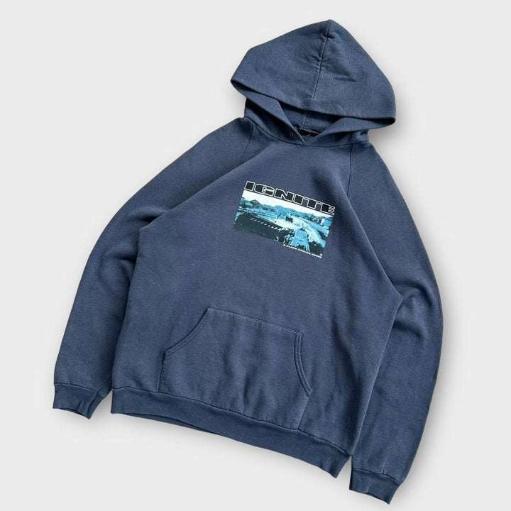 Толстовка с фирменной символикой Ignite Band, средний размер