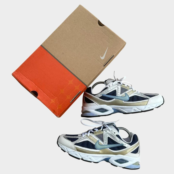 Винтажные кроссовки Nike - женские UK8