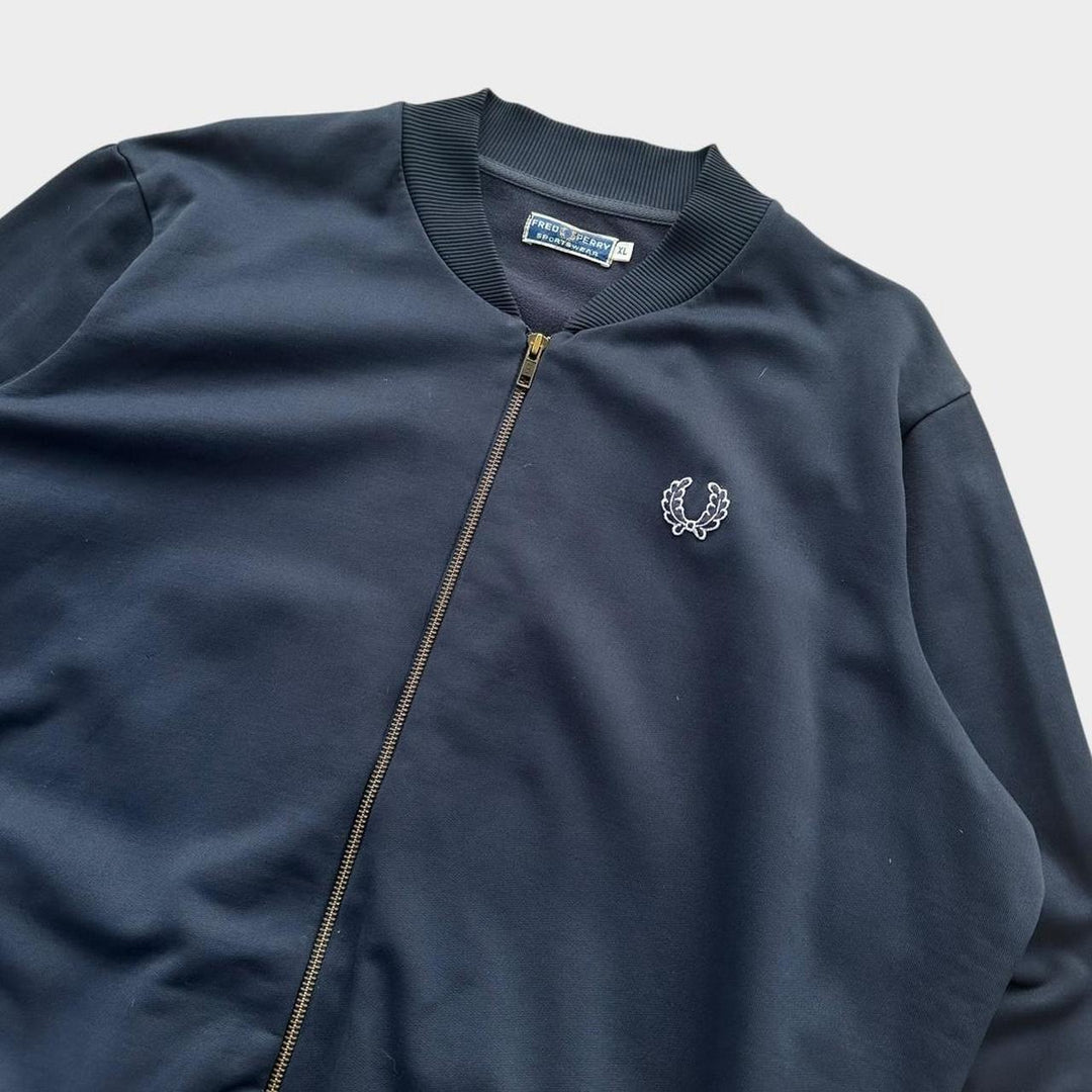 Спортивная куртка Fred Perry — XL (сидит как XXL)