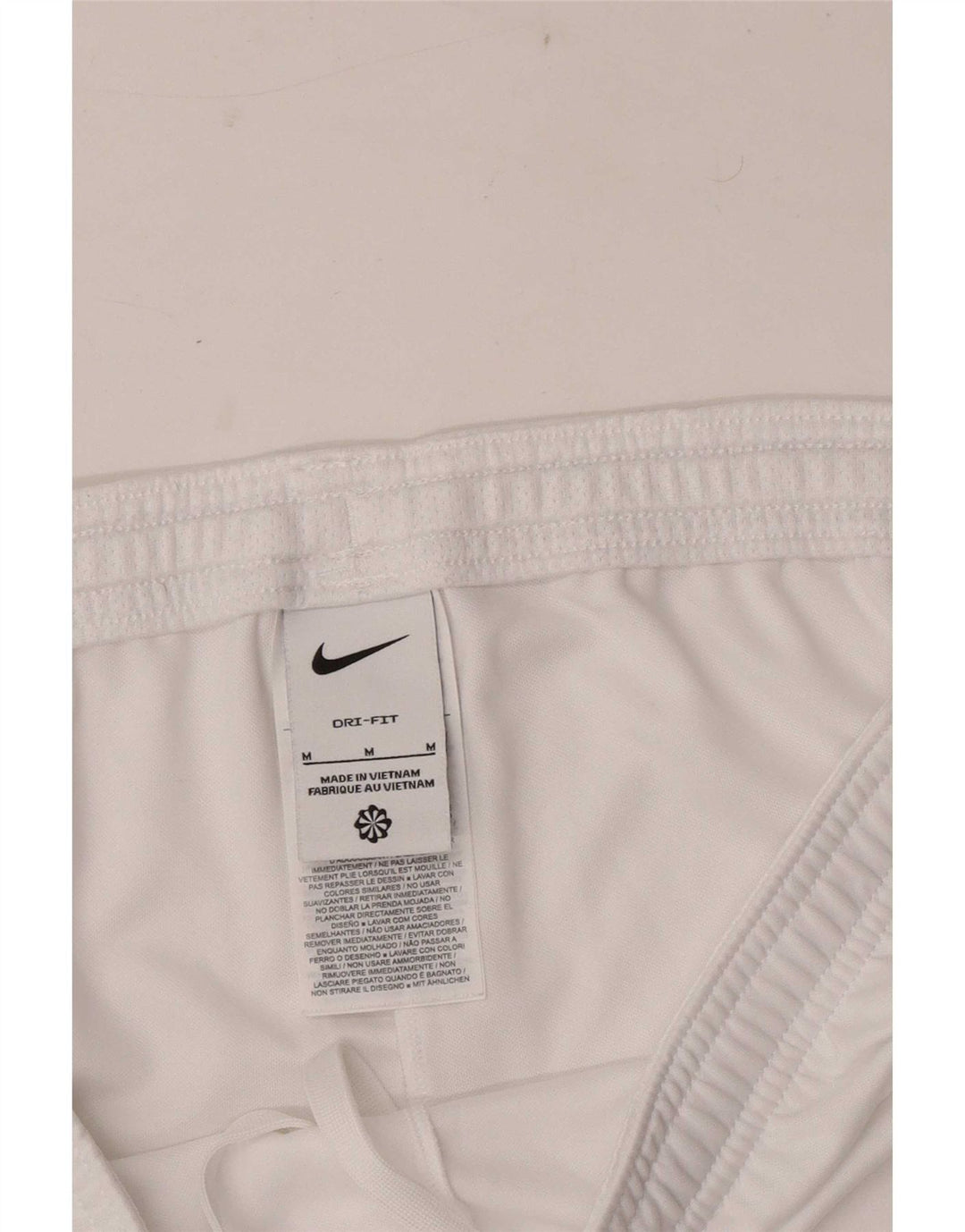 Мужские спортивные шорты Nike Dri Fit среднего размера из полиэстера с цветными блоками белого цвета