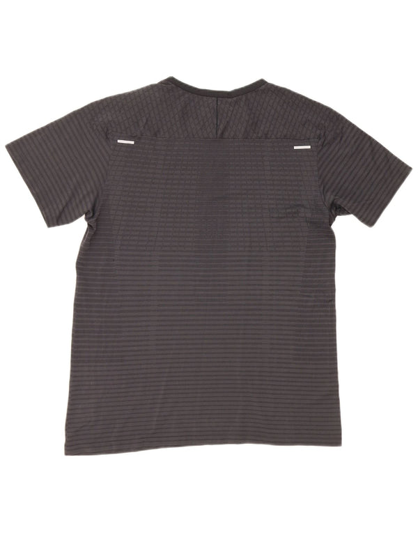 Мужская футболка Nike Dri Fit среднего серого цвета в тонкую полоску