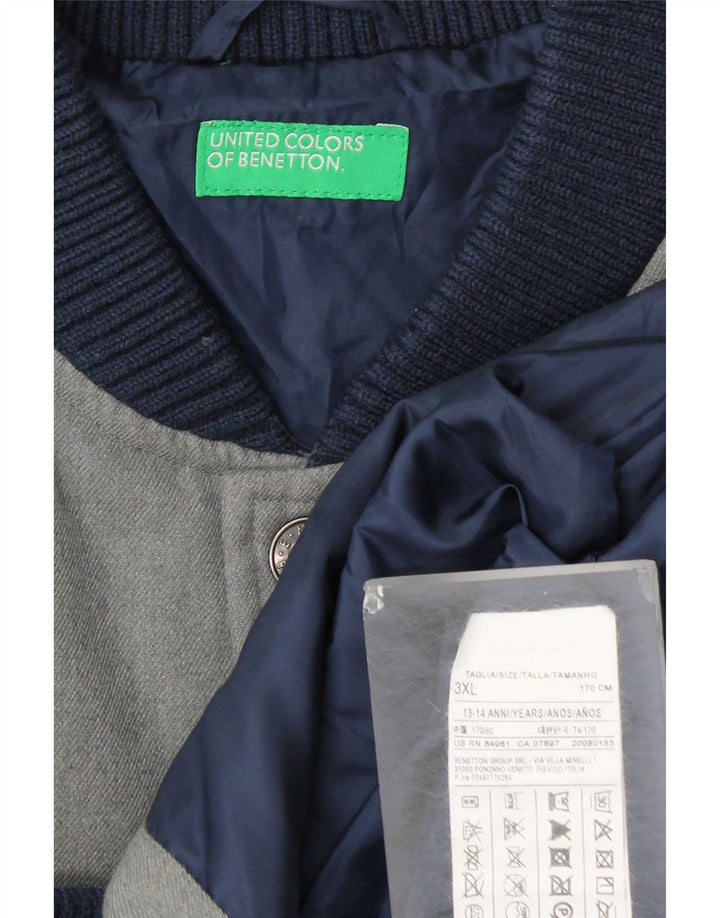 Университетская куртка Benetton для мальчиков с графическим рисунком 13–14 лет, 3XL, серый полиэстер