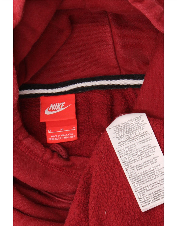 Мужской джемпер с капюшоном среднего размера