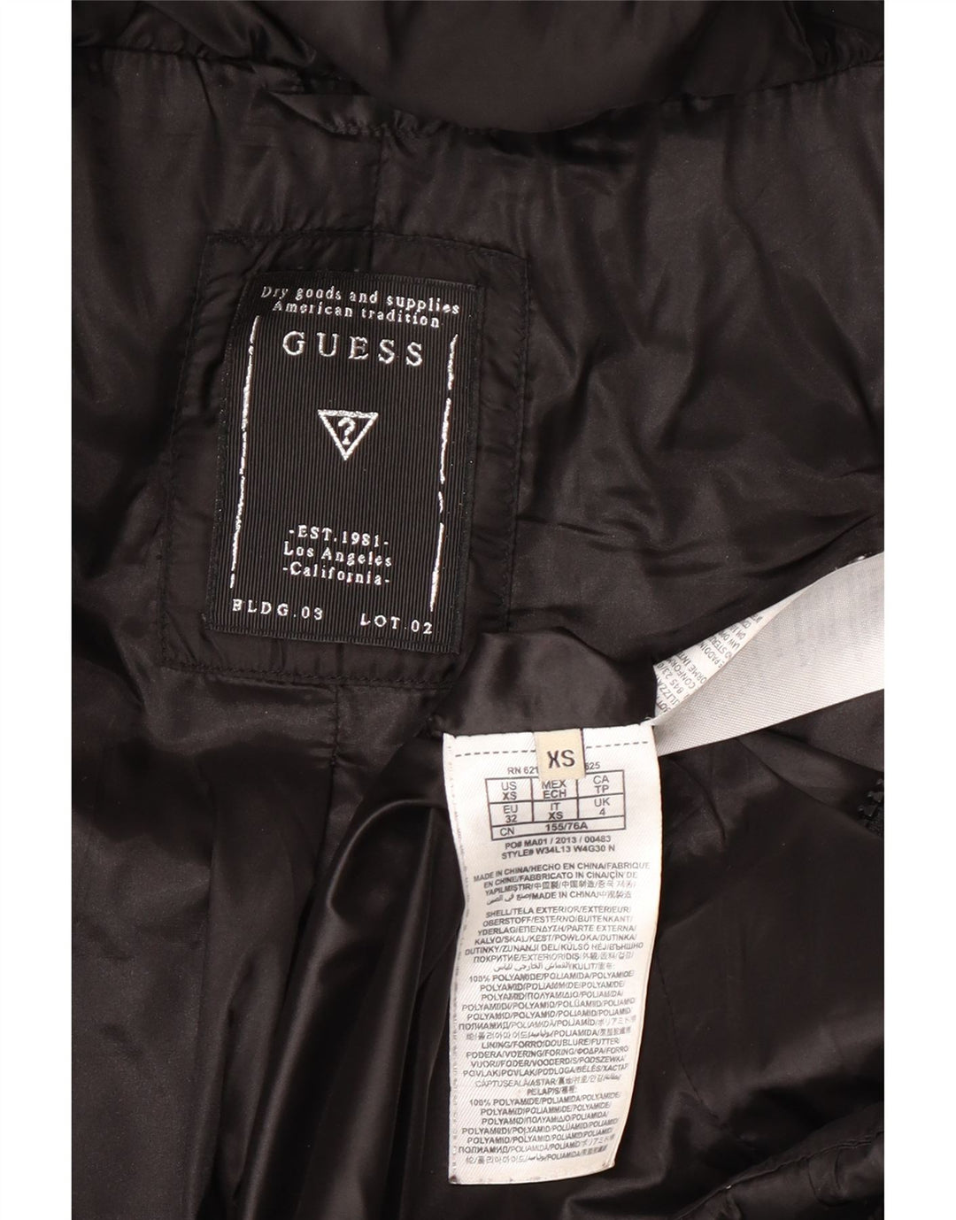 Guess Женский пуховик оверсайз UK 4 XS Черный Полиамид
