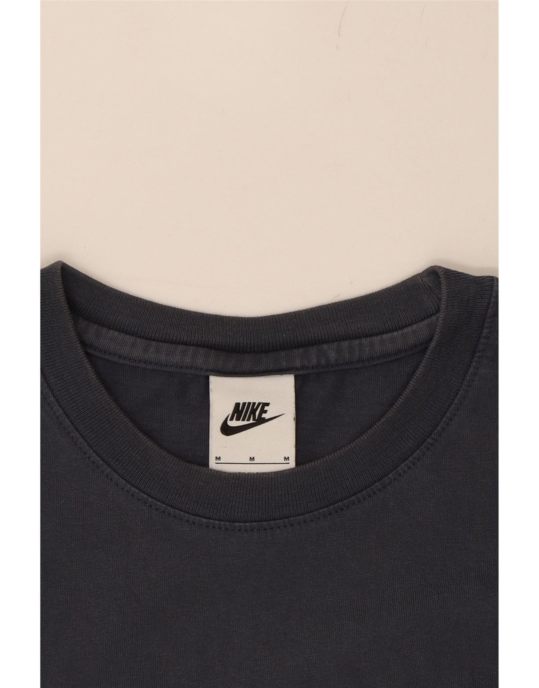 NIKE Mens Graphic T-Shirt Top Medium Navy Blue Colourblock Cotton Vintage Nike and Second-Hand Nike from Messina Hembry 