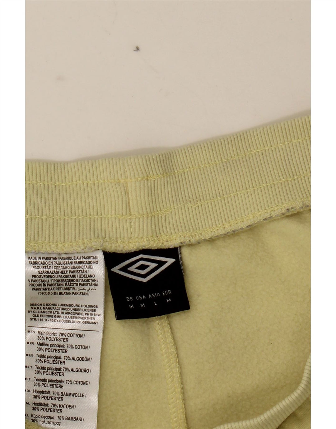 UMBRO Womens Sport Shorts UK 14 Medium Yellow Cotton Vintage Umbro and Second-Hand Umbro from Messina Hembry 
