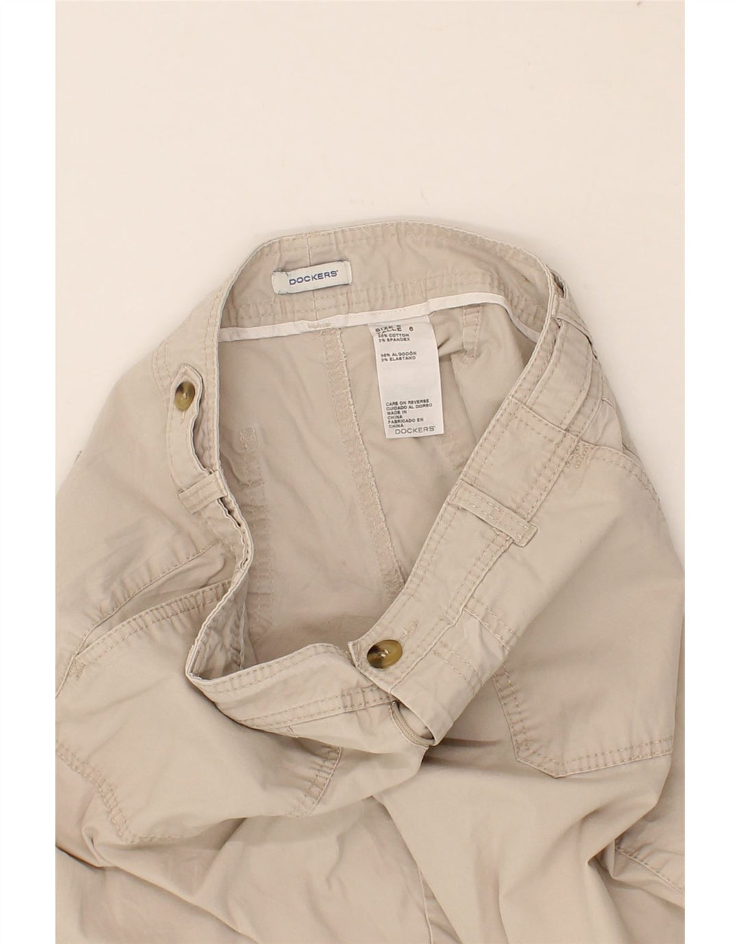 DOCKERS Womens Chino Shorts US 6 Medium W28 Beige Cotton Vintage Dockers and Second-Hand Dockers from Messina Hembry 