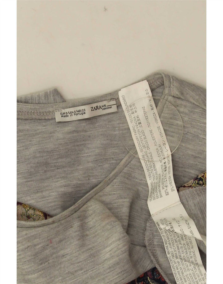 Женский укороченный жилет Zara UK 10, маленький серый полиэстер с цветочным принтом