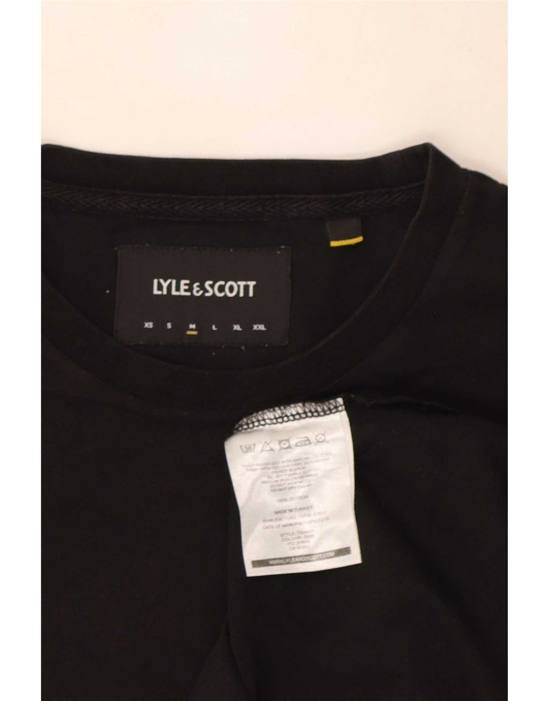 Мужская футболка Lyle & Scott из хлопка среднего размера, черная