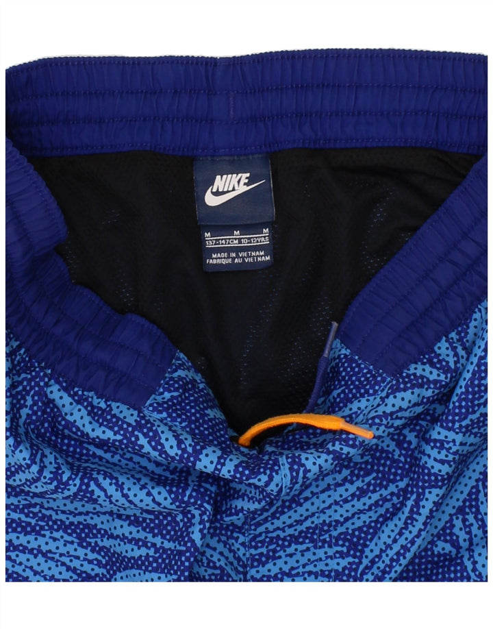 NIKE Boys Abstract Pattern Sport Shorts 10-11 Years Medium   Blue Vintage Nike and Second-Hand Nike from Messina Hembry 