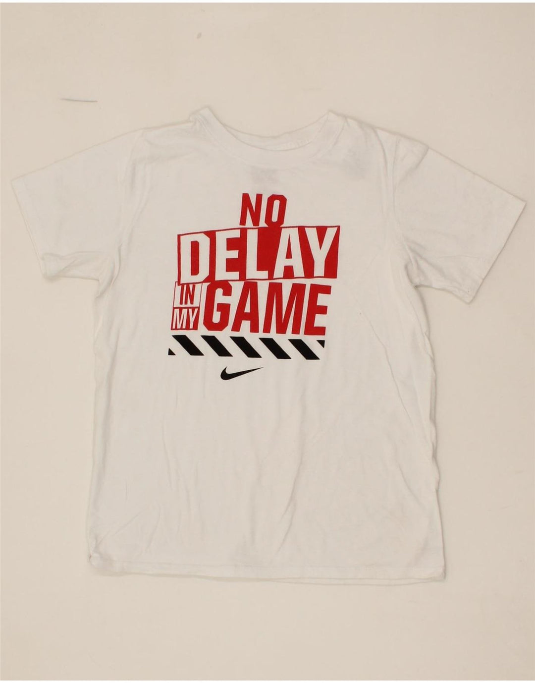 NIKE Boys Graphic T-Shirt Top 10-11 Years Medium White Vintage Nike and Second-Hand Nike from Messina Hembry 
