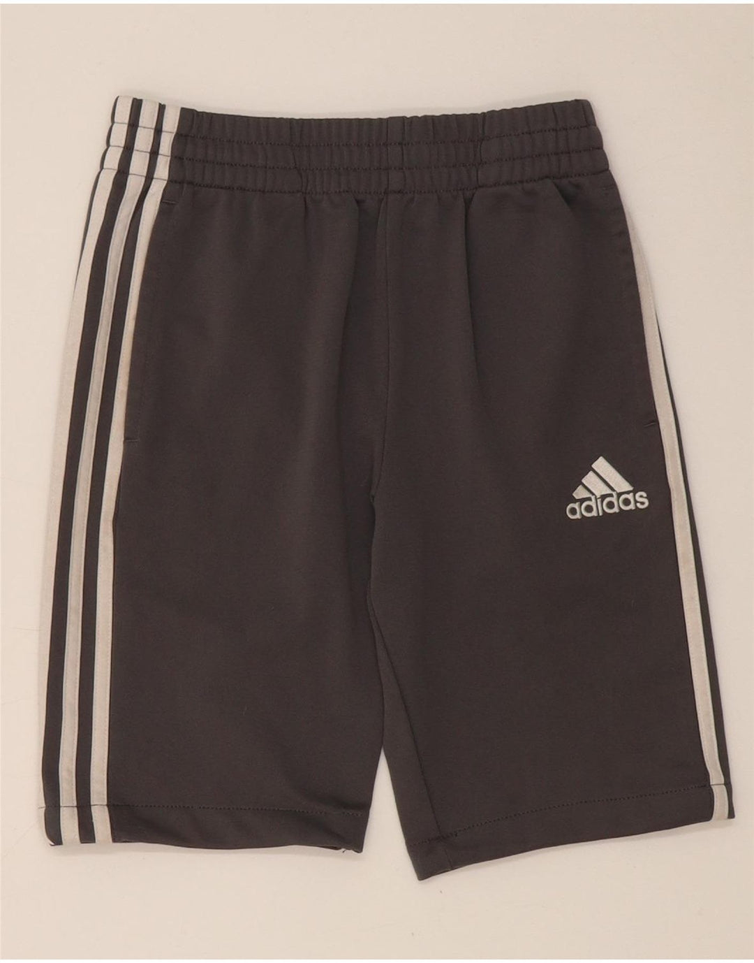 Спортивные шорты Adidas для мальчиков 10-11 лет, средние серые