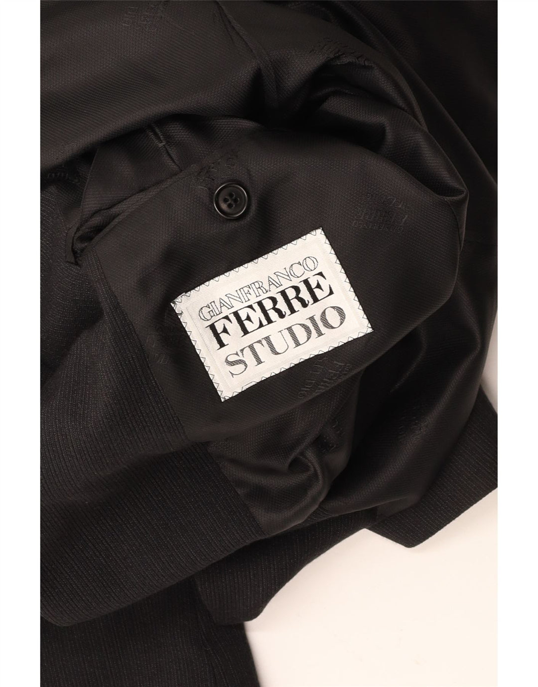 Мужской пиджак GIANFRANCO FERRE на 3 пуговицах UK 38, средний черный в тонкую полоску