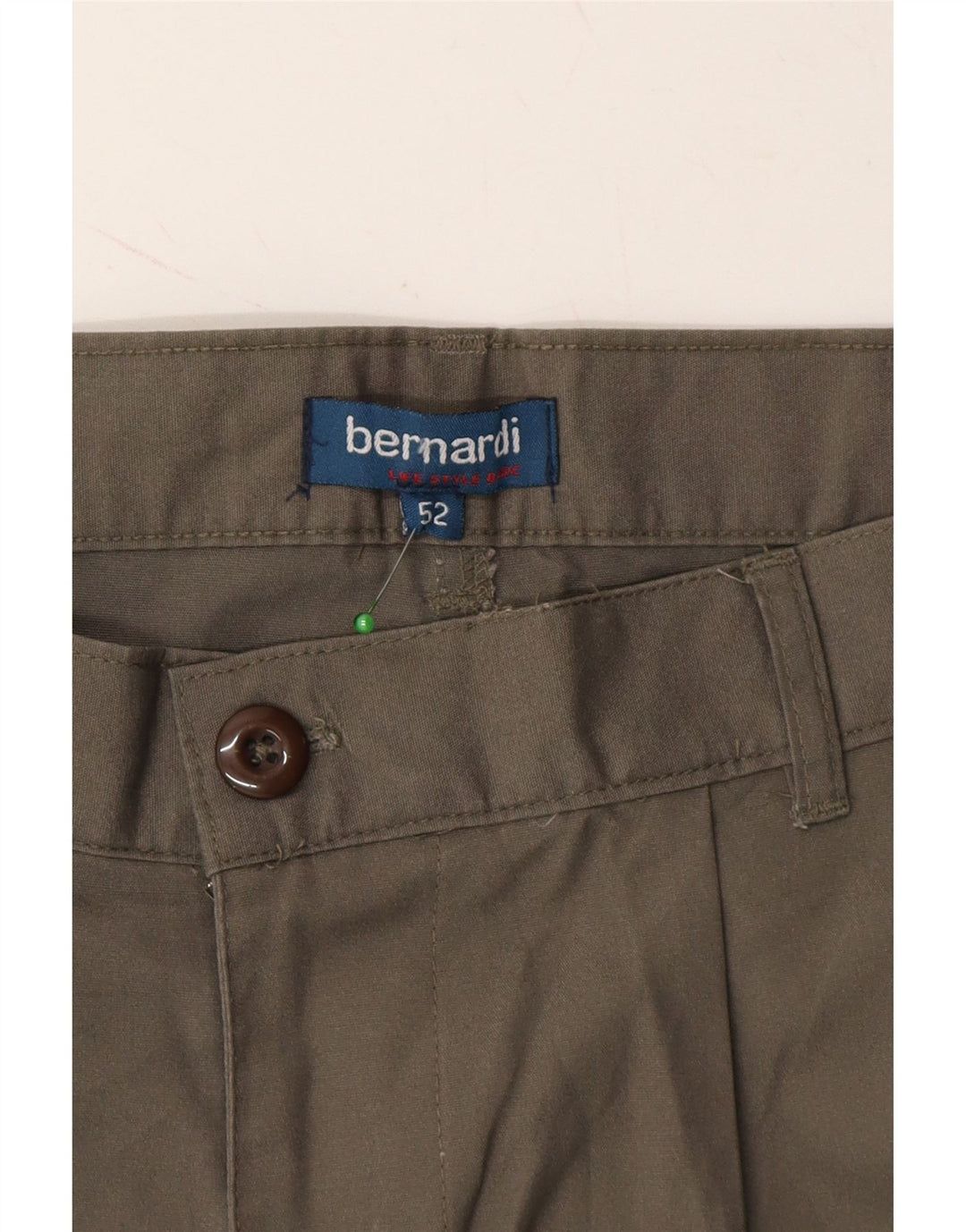 VINTAGE Mens Chino Shorts IT 52 XL W37 Khaki Cotton Vintage Vintage and Second-Hand Vintage from Messina Hembry 