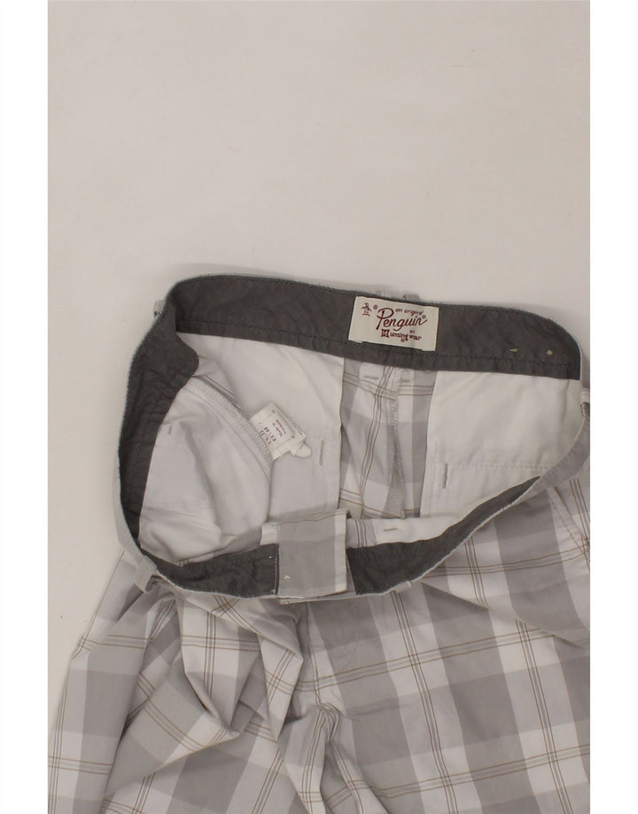 PENGUIN Mens Chino Shorts IT 48 Medium W32  Grey Check Cotton Vintage Penguin and Second-Hand Penguin from Messina Hembry 