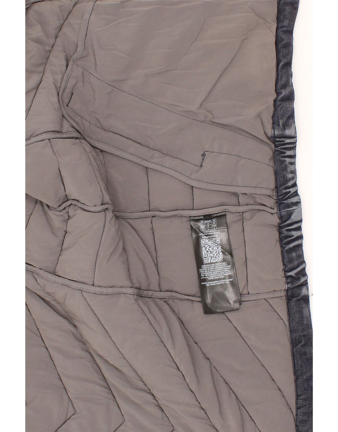 GUESS Mens Padded Jacket UK 40 Large Navy Blue Polyester Vintage Guess and Second-Hand Guess from Messina Hembry 