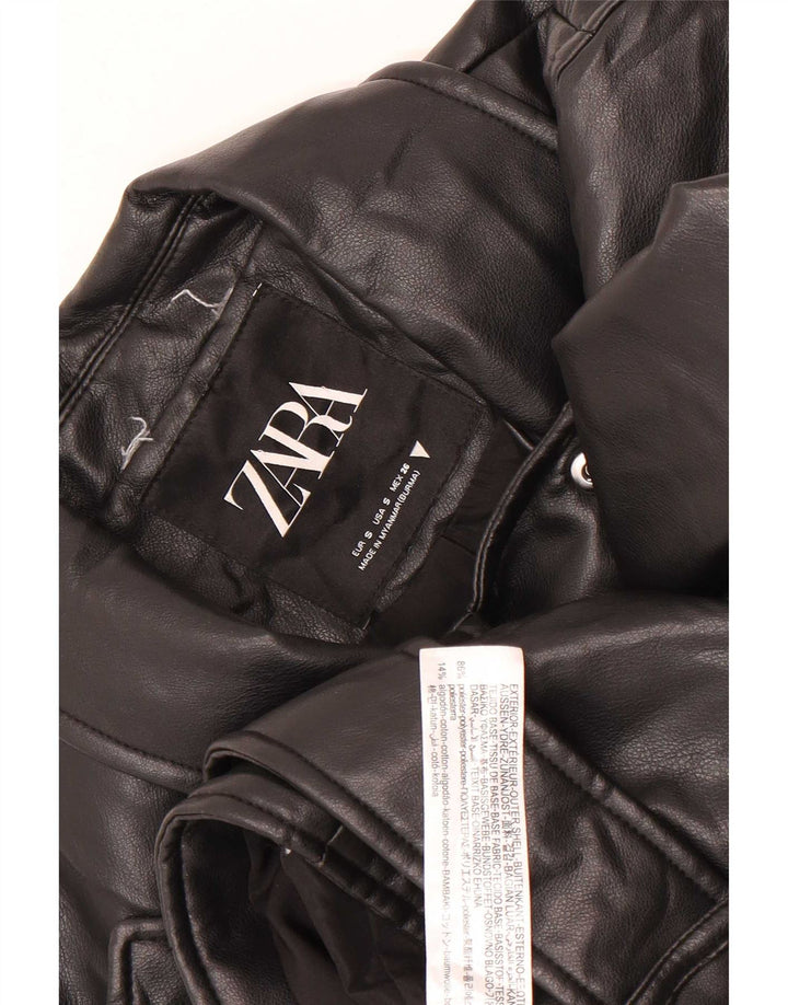 Женская укороченная байкерская куртка из искусственной кожи Zara UK 10, маленькая черная, полиэстер