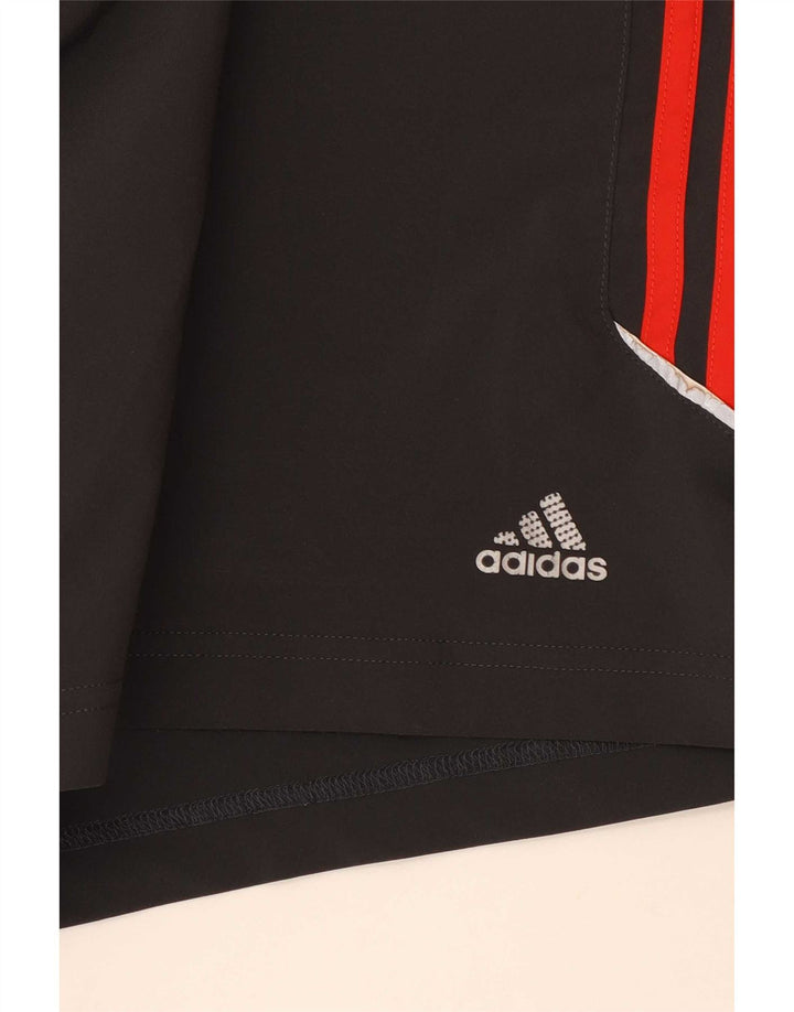 Мужские спортивные шорты Adidas среднего серого цвета из полиэстера