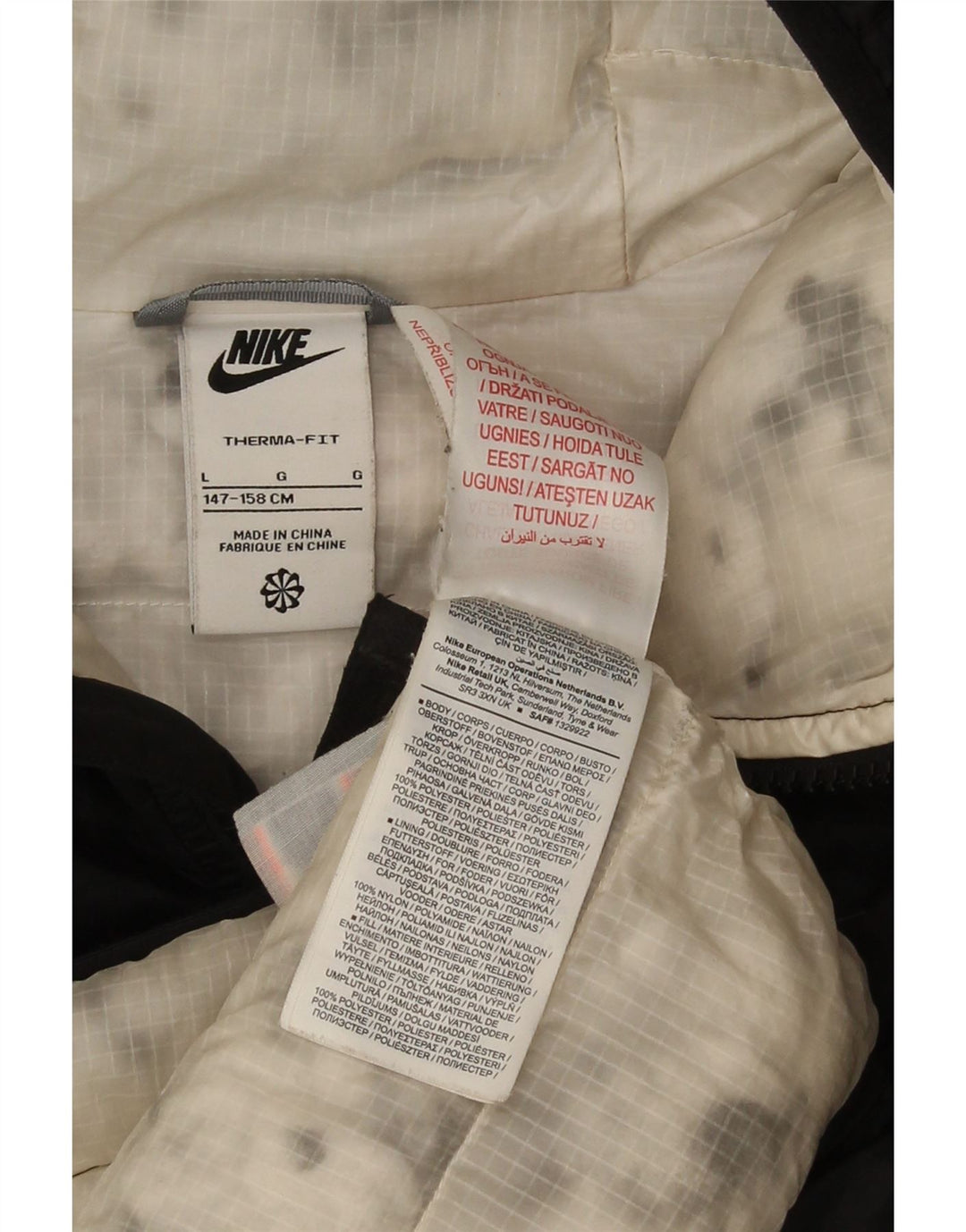 Утепленная куртка Nike для мальчиков с капюшоном, 12–13 лет, большая, черный нейлон